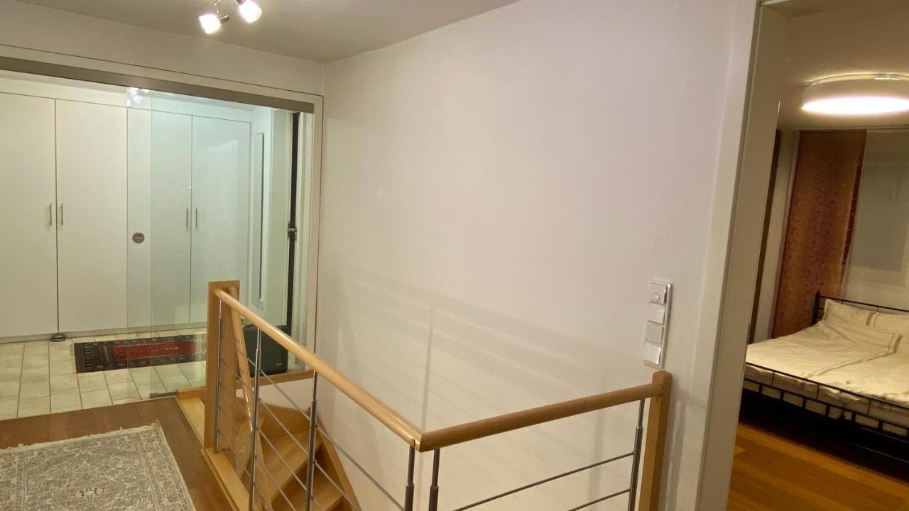 Fewo Luxus Wohnung Im Eigenen Ferienhaus, 120 Qm, Naehe Regensburg Mit Balkon, Terrasse & Garten, Gute Zuganbindung Laber エクステリア 写真