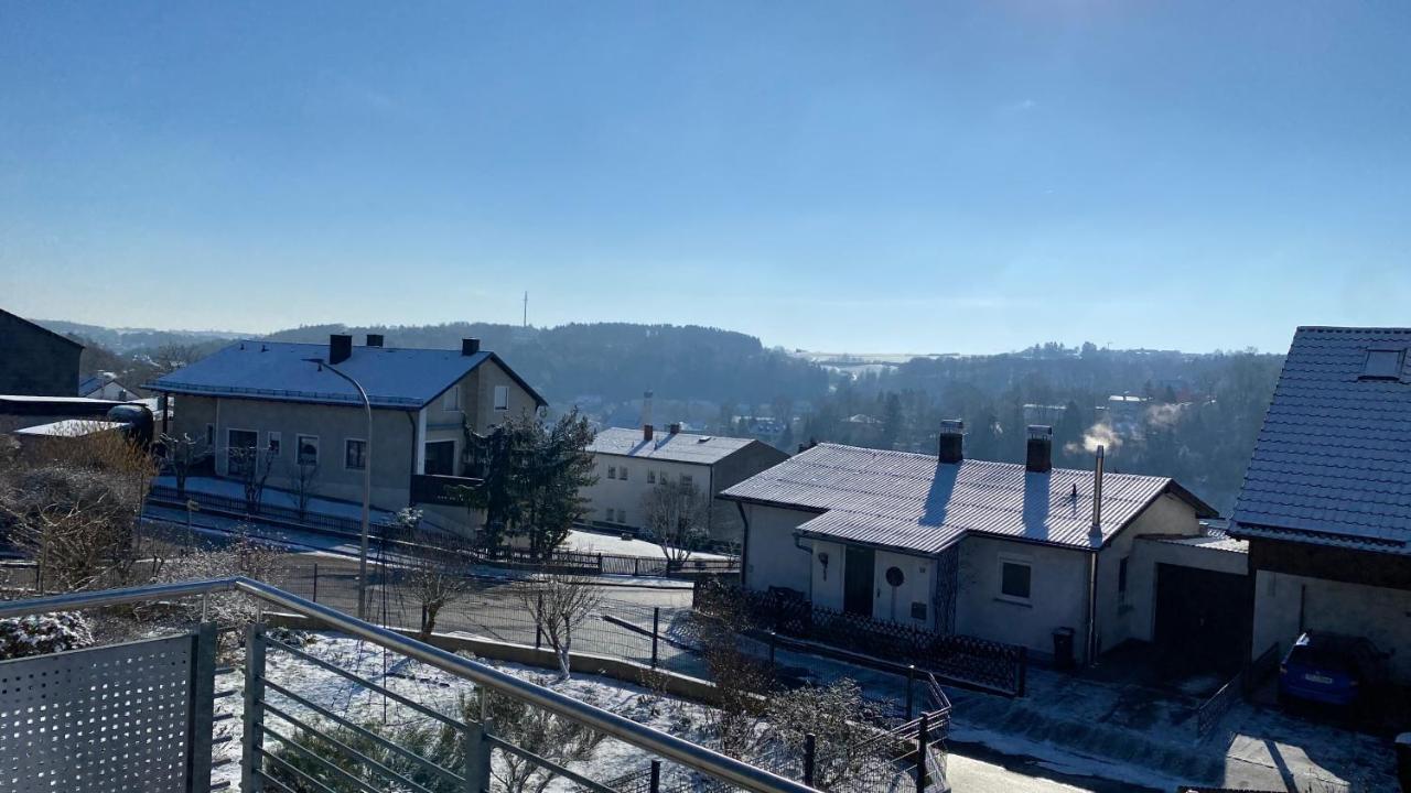 Fewo Luxus Wohnung Im Eigenen Ferienhaus, 120 Qm, Naehe Regensburg Mit Balkon, Terrasse & Garten, Gute Zuganbindung Laber エクステリア 写真