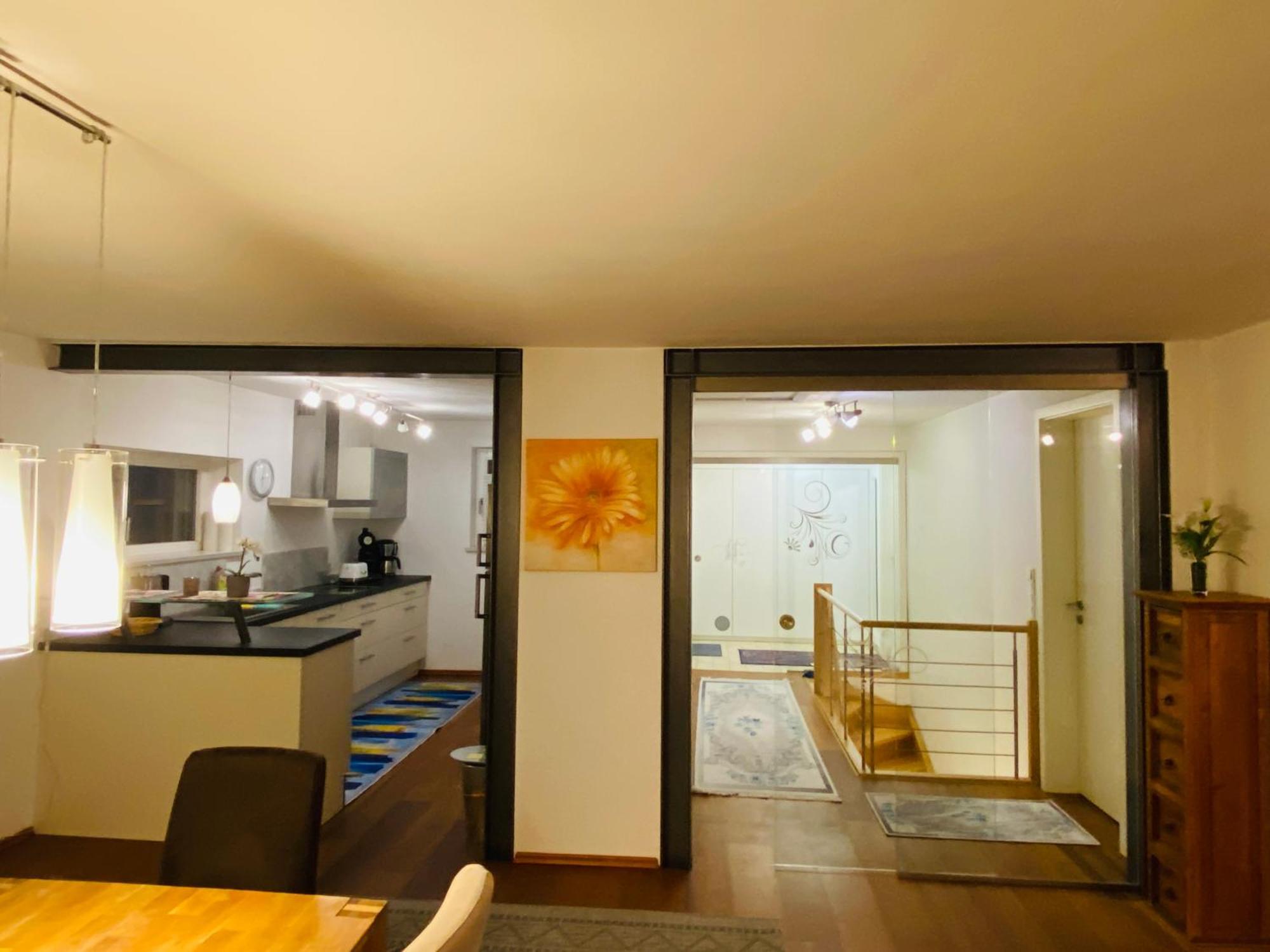 Fewo Luxus Wohnung Im Eigenen Ferienhaus, 120 Qm, Naehe Regensburg Mit Balkon, Terrasse & Garten, Gute Zuganbindung Laber エクステリア 写真