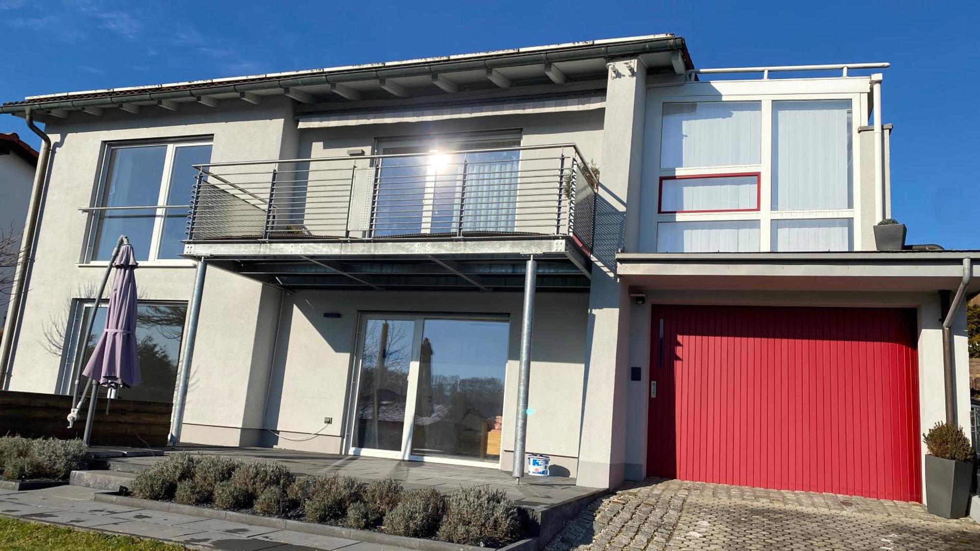 Fewo Luxus Wohnung Im Eigenen Ferienhaus, 120 Qm, Naehe Regensburg Mit Balkon, Terrasse & Garten, Gute Zuganbindung Laber エクステリア 写真